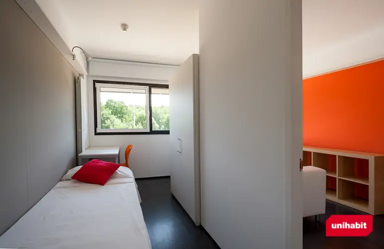 Residencia universitaria Girona Montilivi 4 Residencia universitaria Girona Montilivi 4