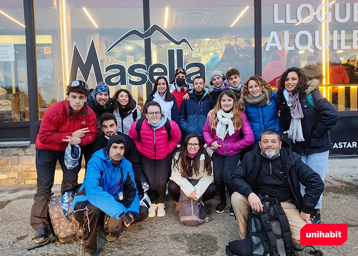 esquí activitats lúdiques per a estudiants universitaris