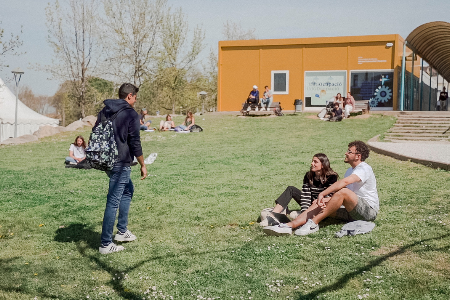 beca mec cataluna jardin
