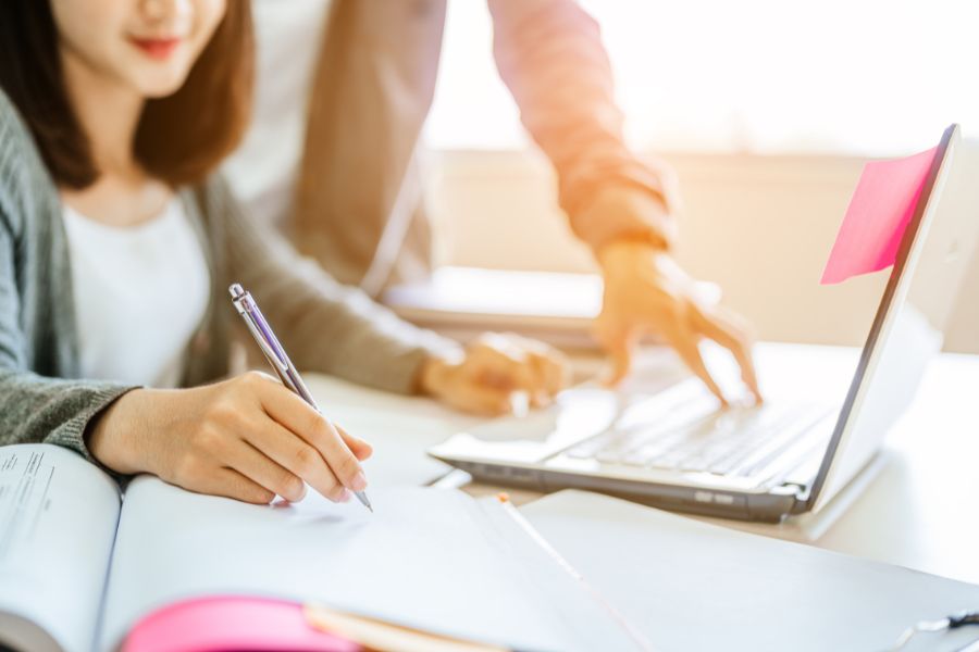 nuevos grados universitarios 2025 cataluna