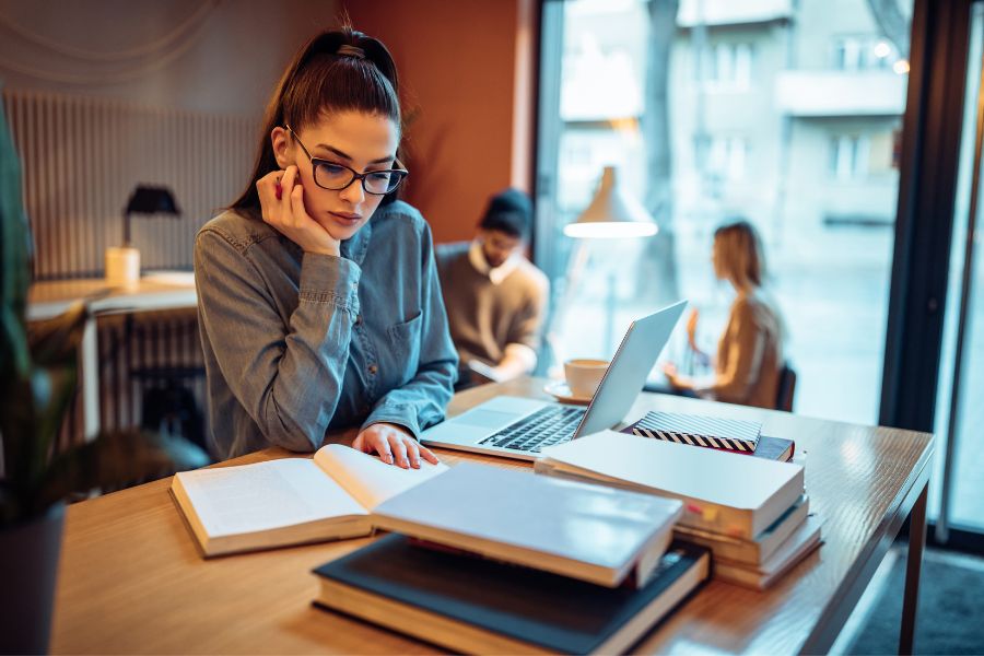nuevos grados universitarios 2025 universidades cataluna